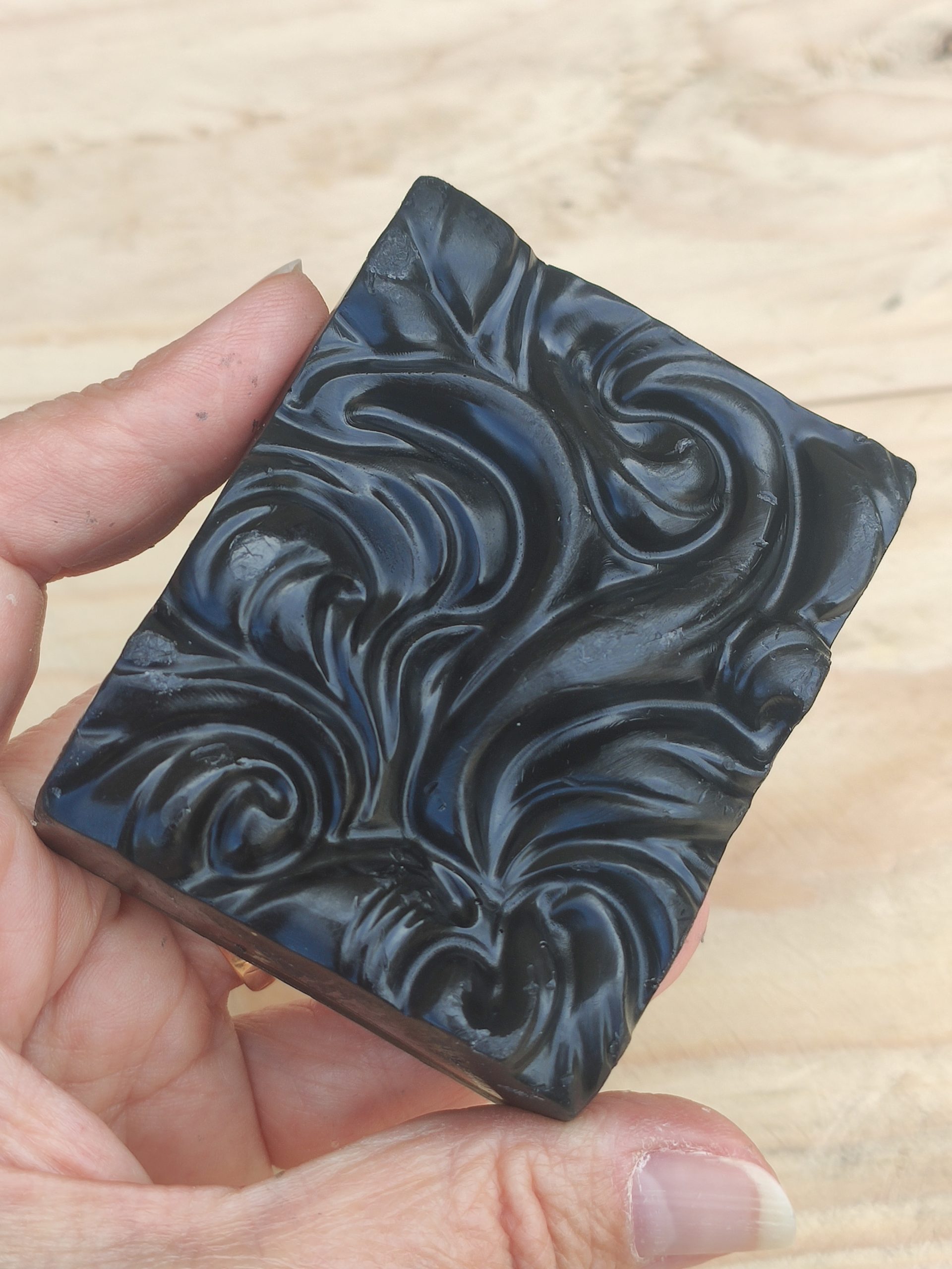 Jabón de Glicerina con Carbón Activado - Imagen 2