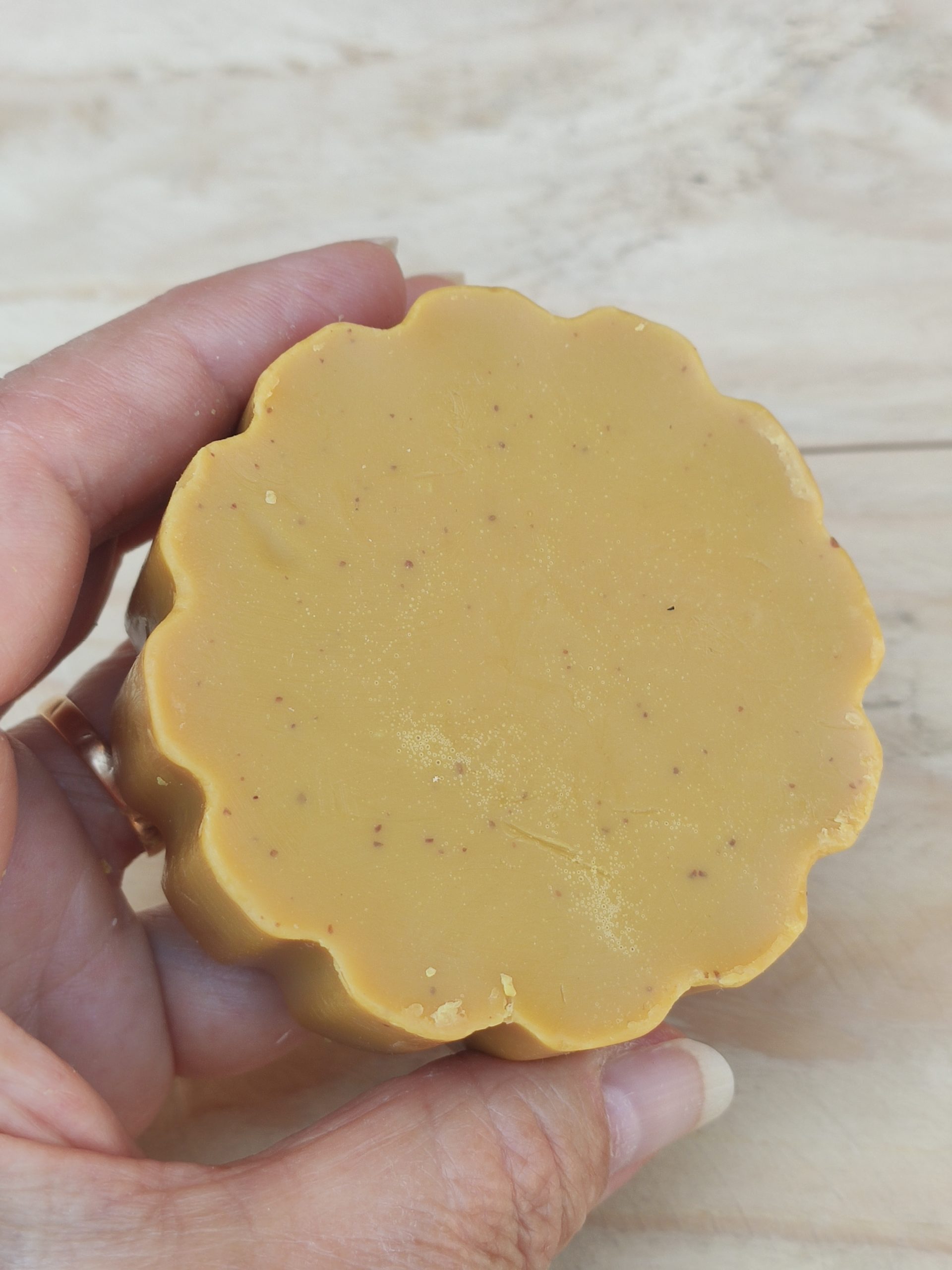 Jabón de Glicerina con Cúrcuma - Imagen 3