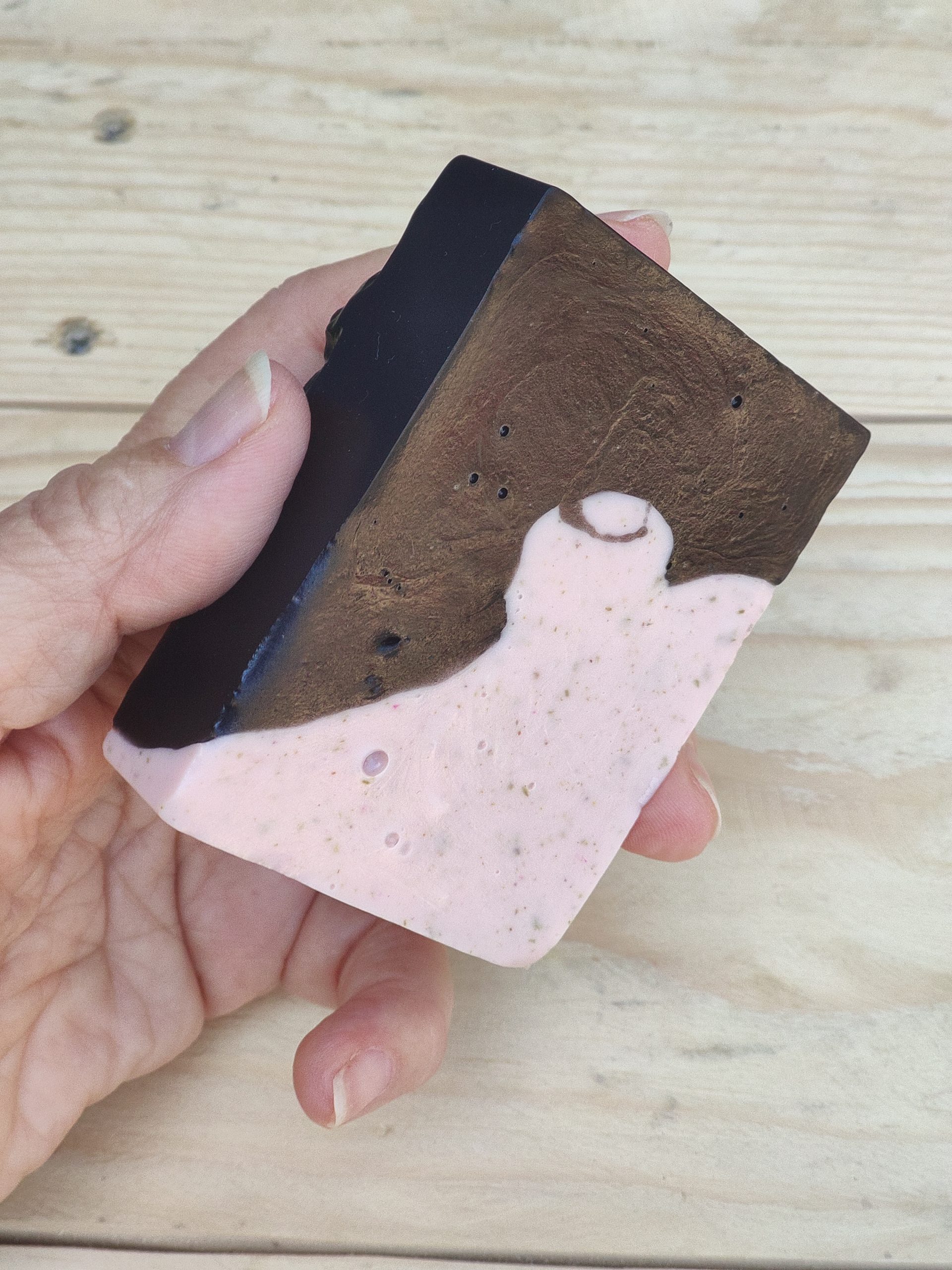 Jabón de Glicerina con Carbón Activado y Tomillo - Imagen 3